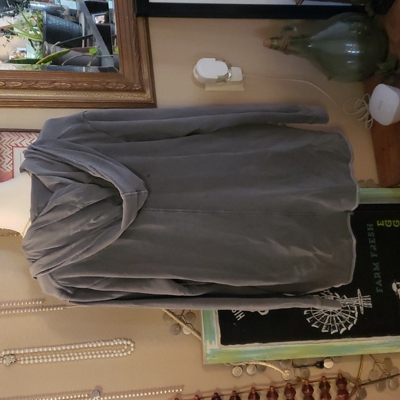 Divided Gray Jacket Size Medium - Picture 5 of 7